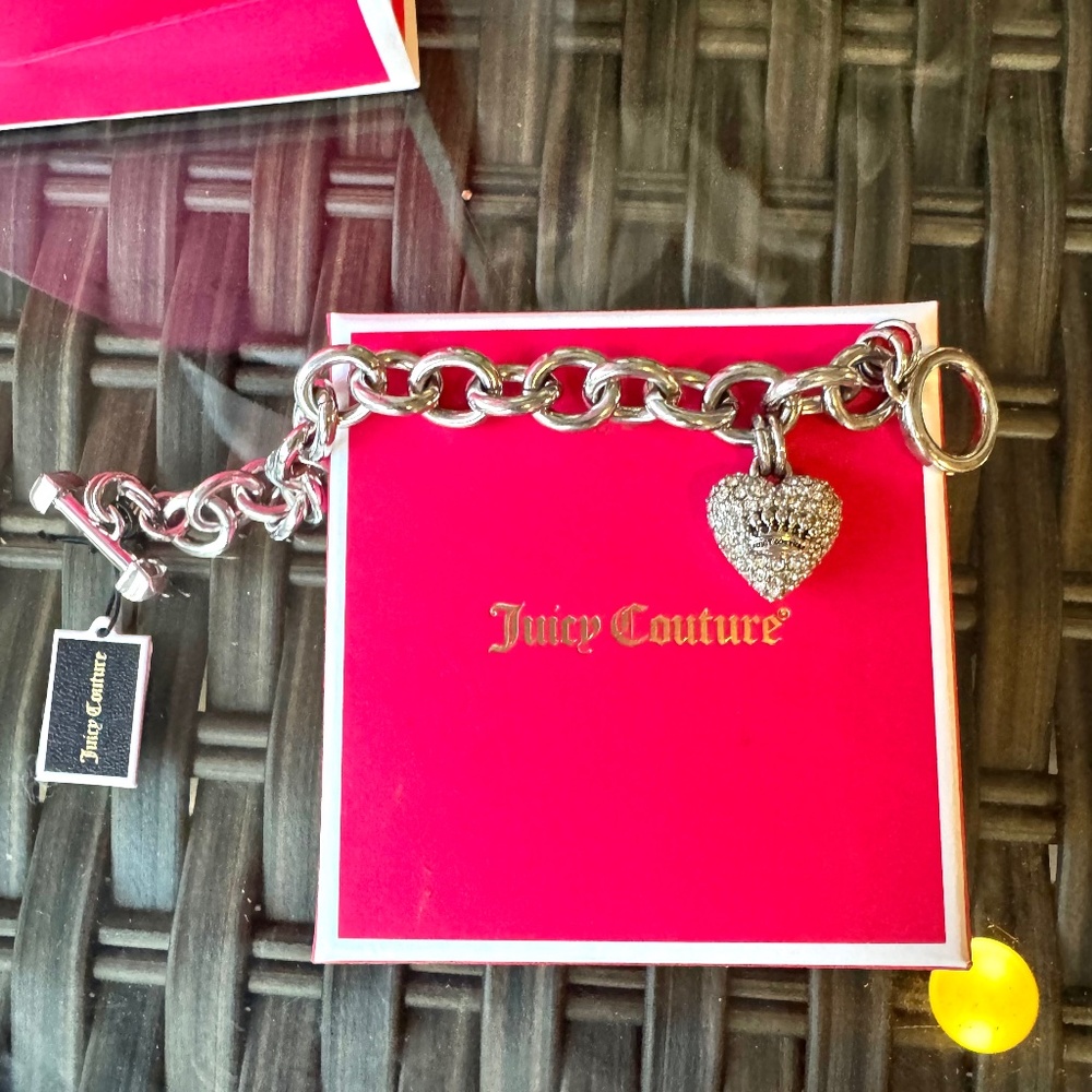 NWT JUICY COUTURE Pave Icon Heart Bracelet